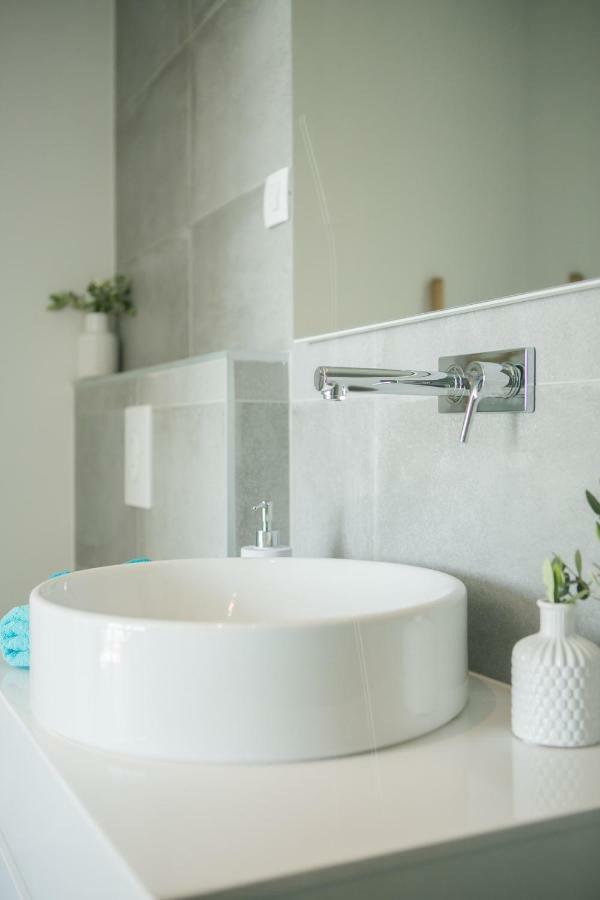 Holiday Home Olive Exclusive - 8 People, Heated Pool, Okrug Gornji, Sea View Trogir Buitenkant foto