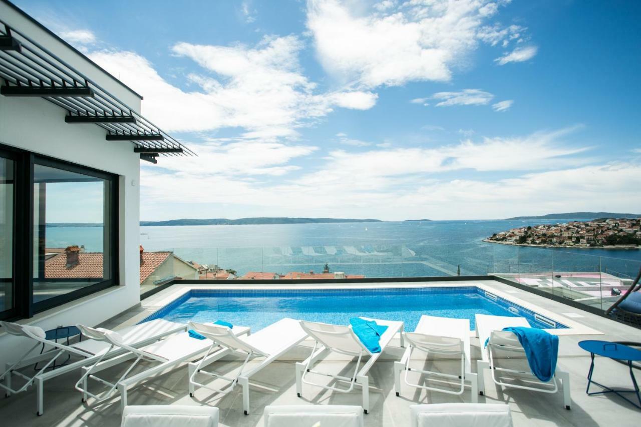 Holiday Home Olive Exclusive - 8 People, Heated Pool, Okrug Gornji, Sea View Trogir Buitenkant foto